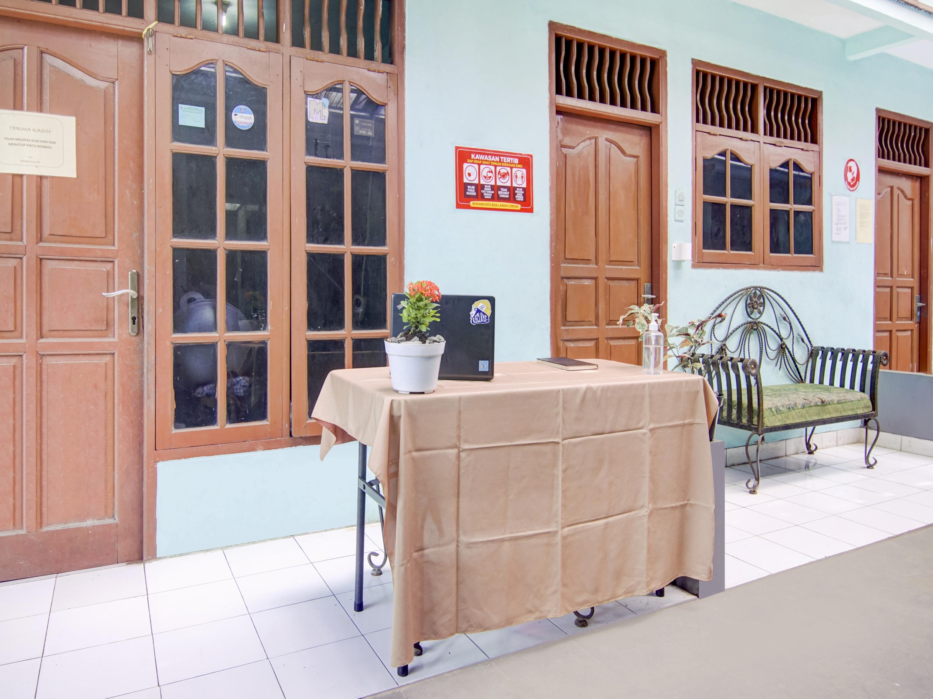 Spot On 3979 Wisma Purimas Syariah Depok Exterior foto